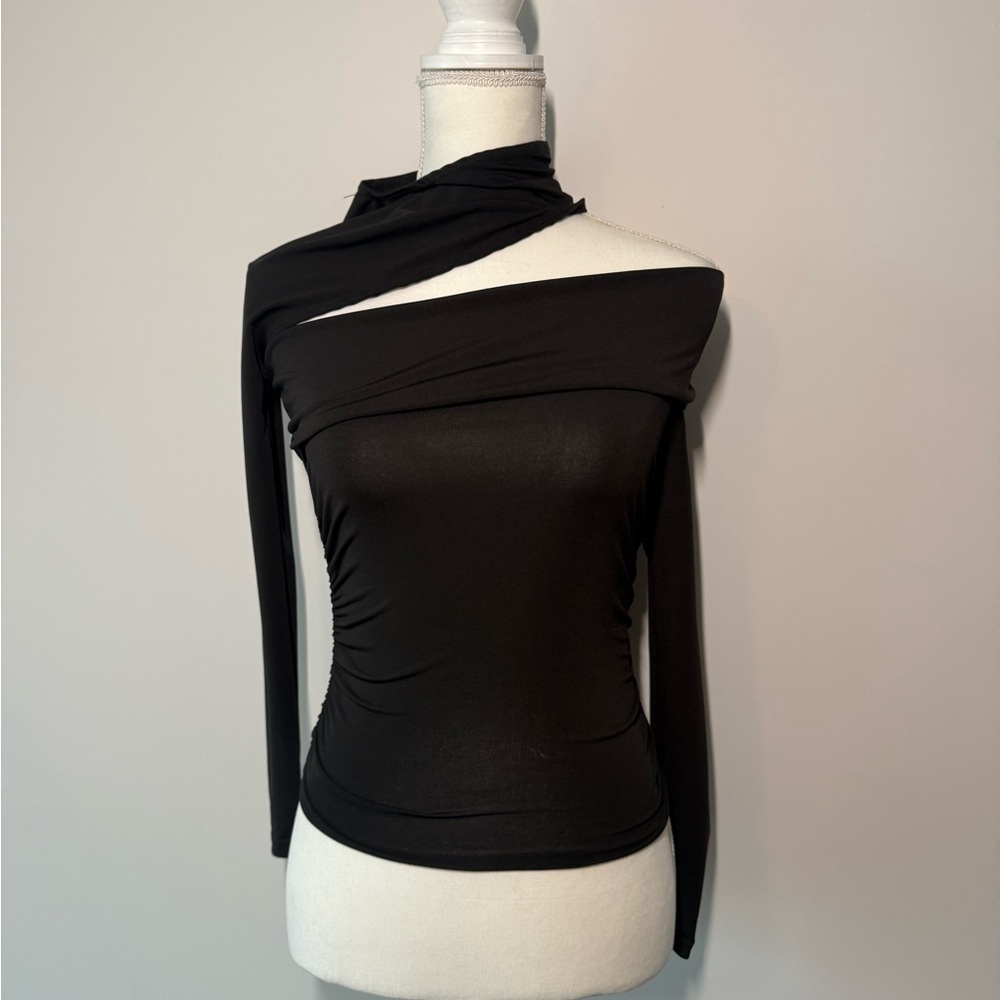 Black Off-Shoulder Women's Top